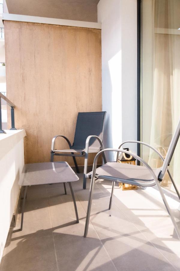 Brown Bear Apt. Boho Style Bedroom W/ City View & Free Parking Braşov Buitenkant foto